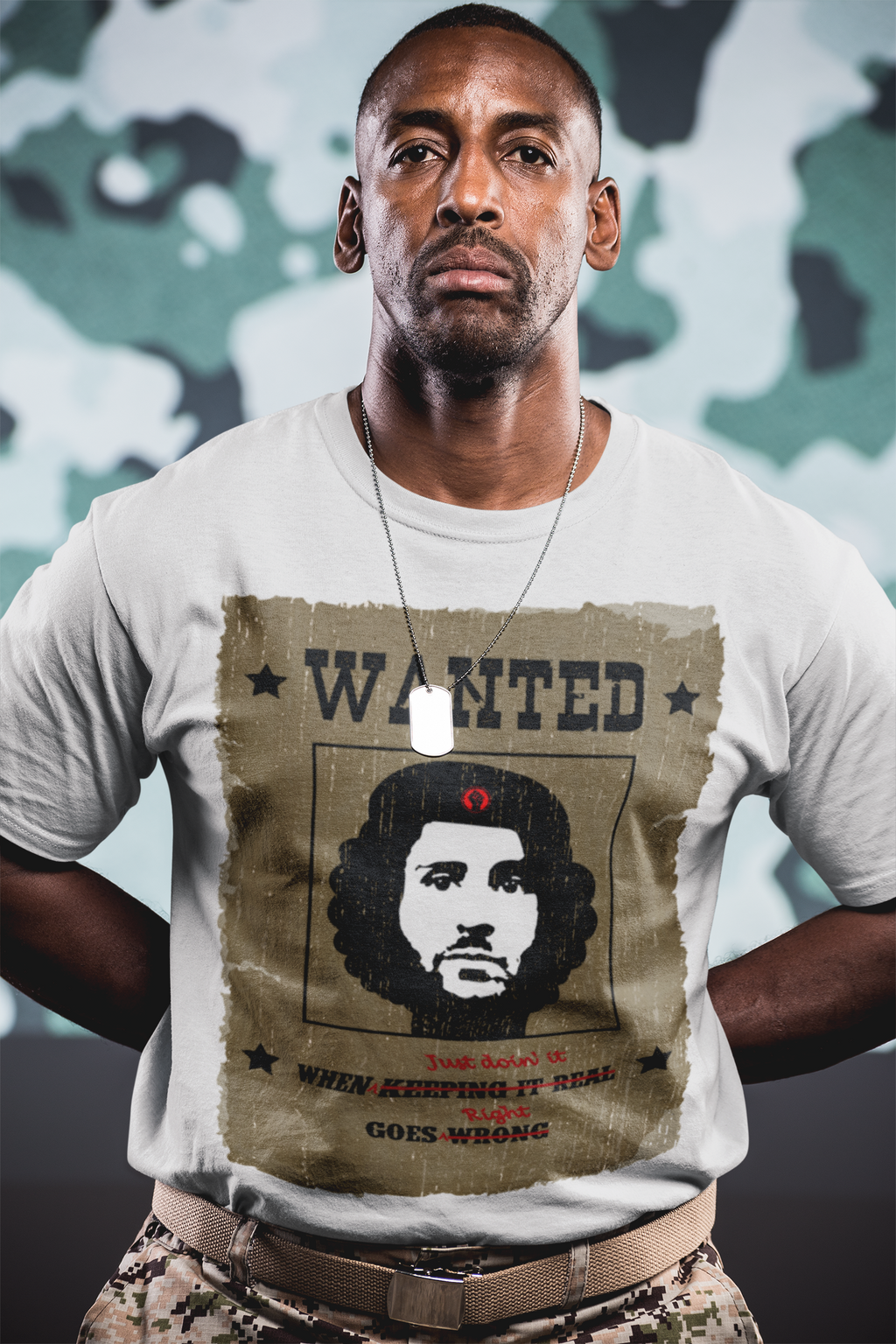 "Wanted Poster" - T-Shirt (Kaepernick)